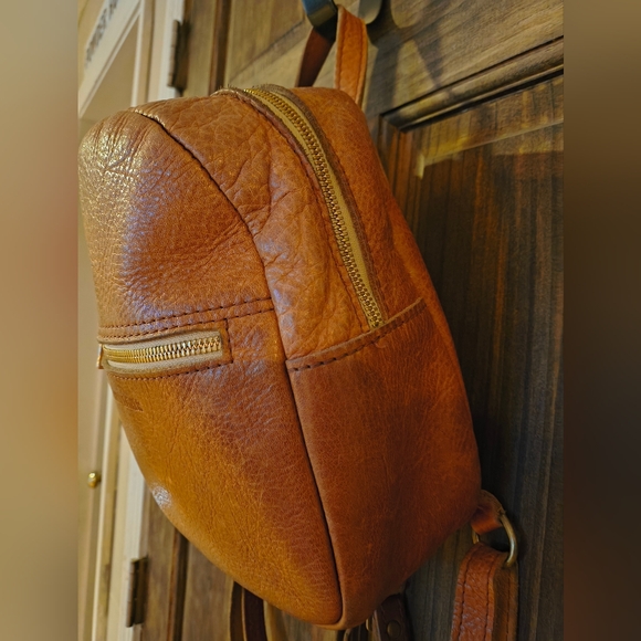 🟠 Sedona OG Essential Backpack - Portland Leather Goods - Picture 2 of 11